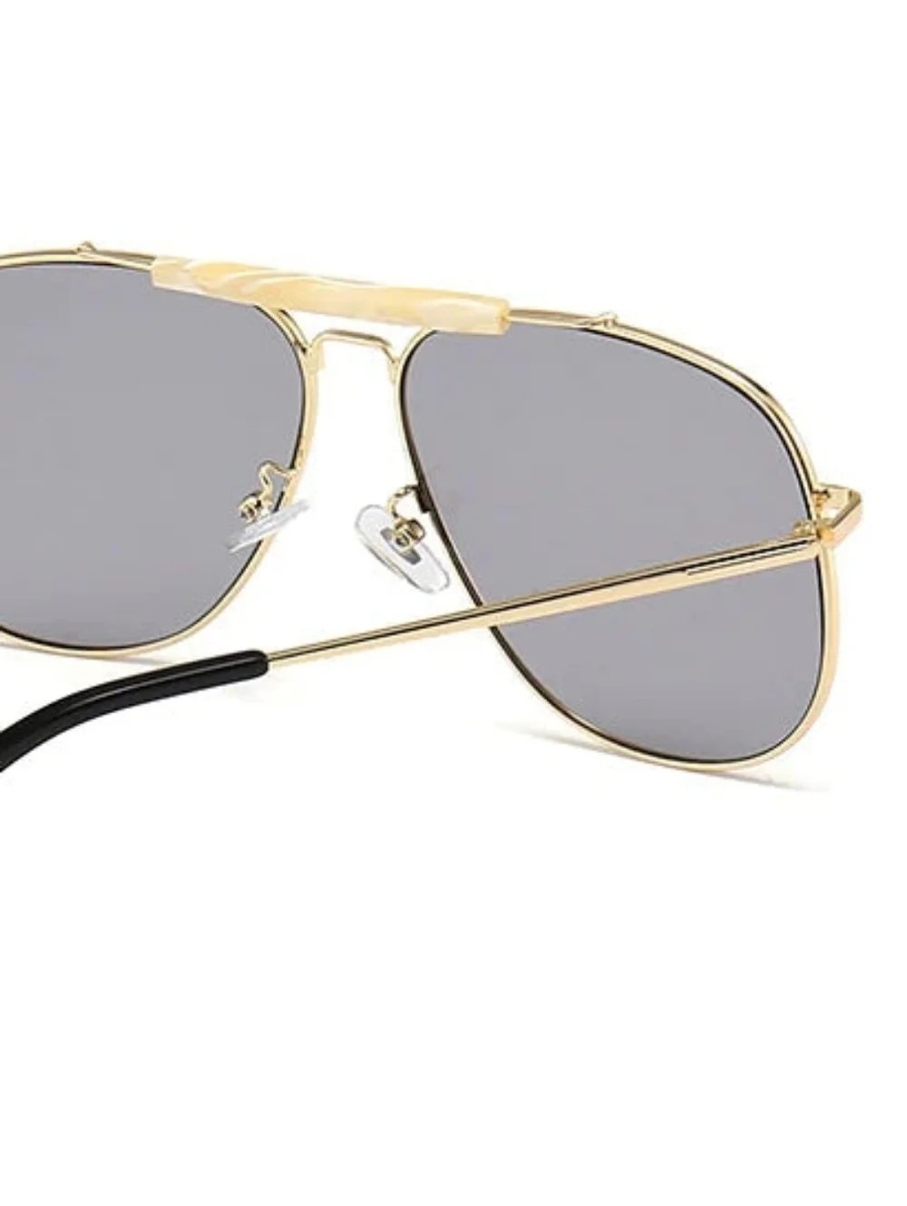 BRAND NEW NWT Aviator Gold Tone Frame Sunglasses